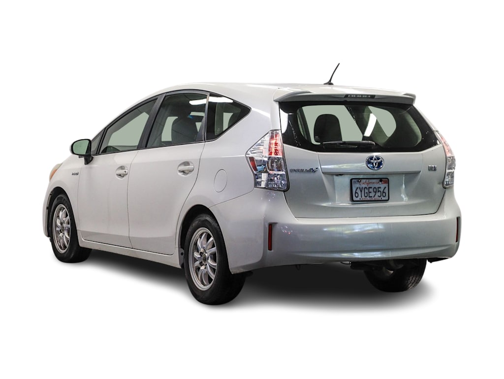 Thumbnail: 2012 Toyota Prius v - 3