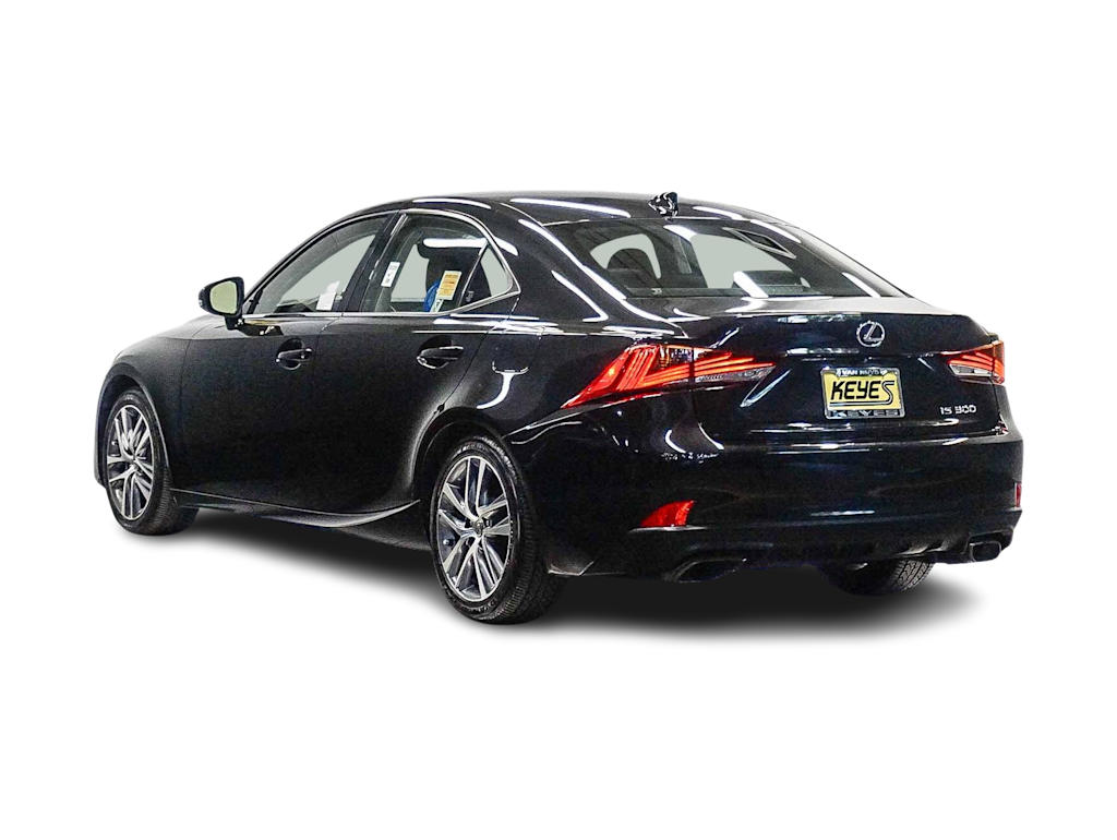 Thumbnail: 2020 Lexus IS - 3