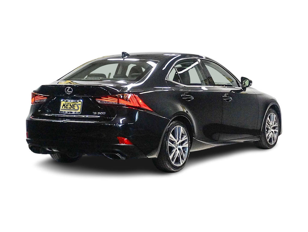 Thumbnail: 2020 Lexus IS - 19