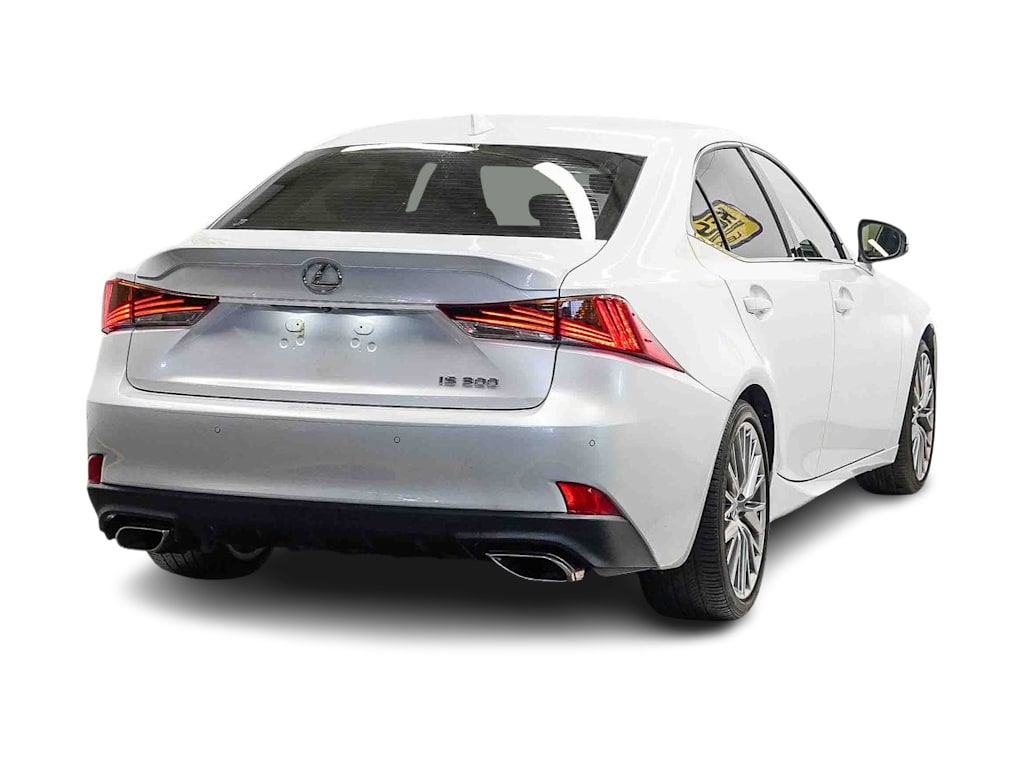 Thumbnail: 2019 Lexus IS - 4