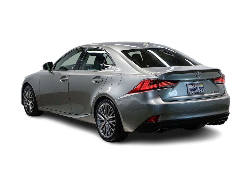 Thumbnail: 2017 Lexus IS - 3