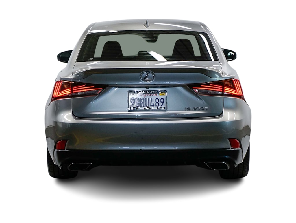 Thumbnail: 2017 Lexus IS - 4