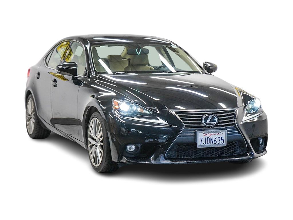 Thumbnail: 2015 Lexus IS - 20