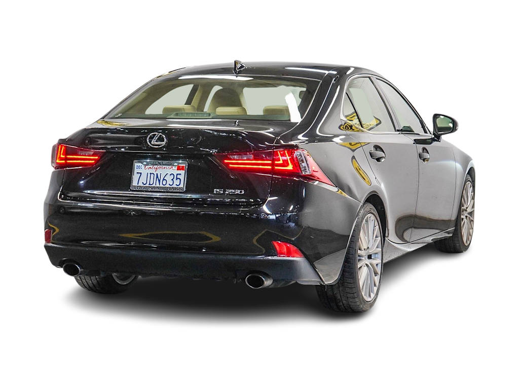 Thumbnail: 2015 Lexus IS - 19