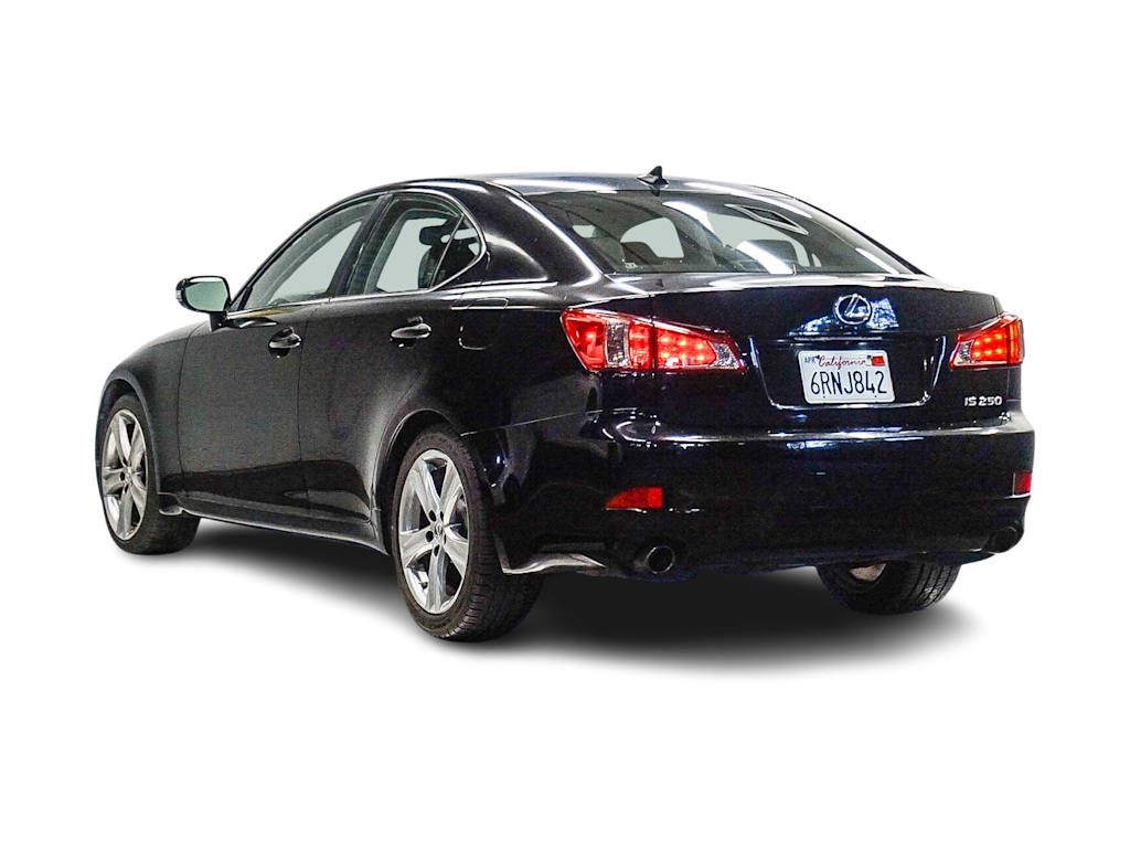 Thumbnail: 2011 Lexus IS - 3