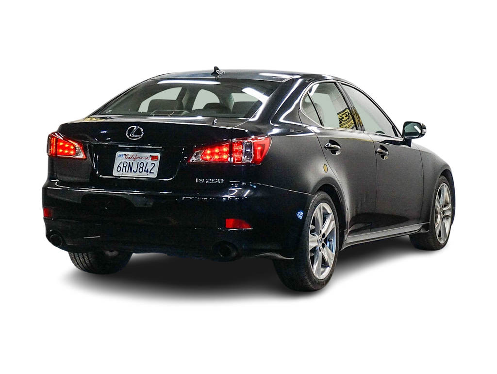 Thumbnail: 2011 Lexus IS - 18