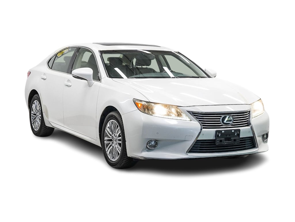 Thumbnail: 2013 Lexus ES - 20