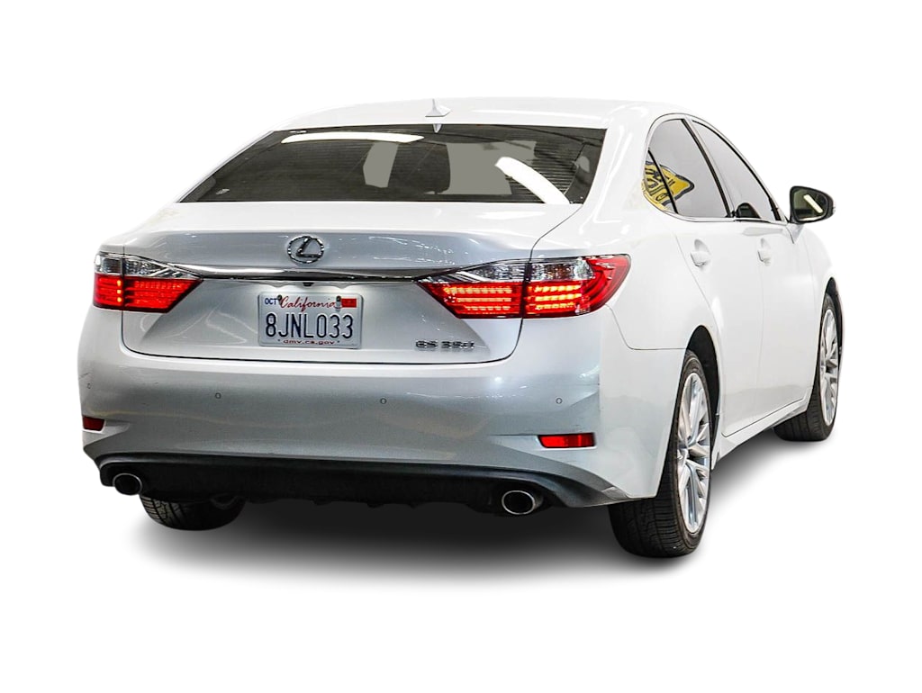 Thumbnail: 2013 Lexus ES - 19