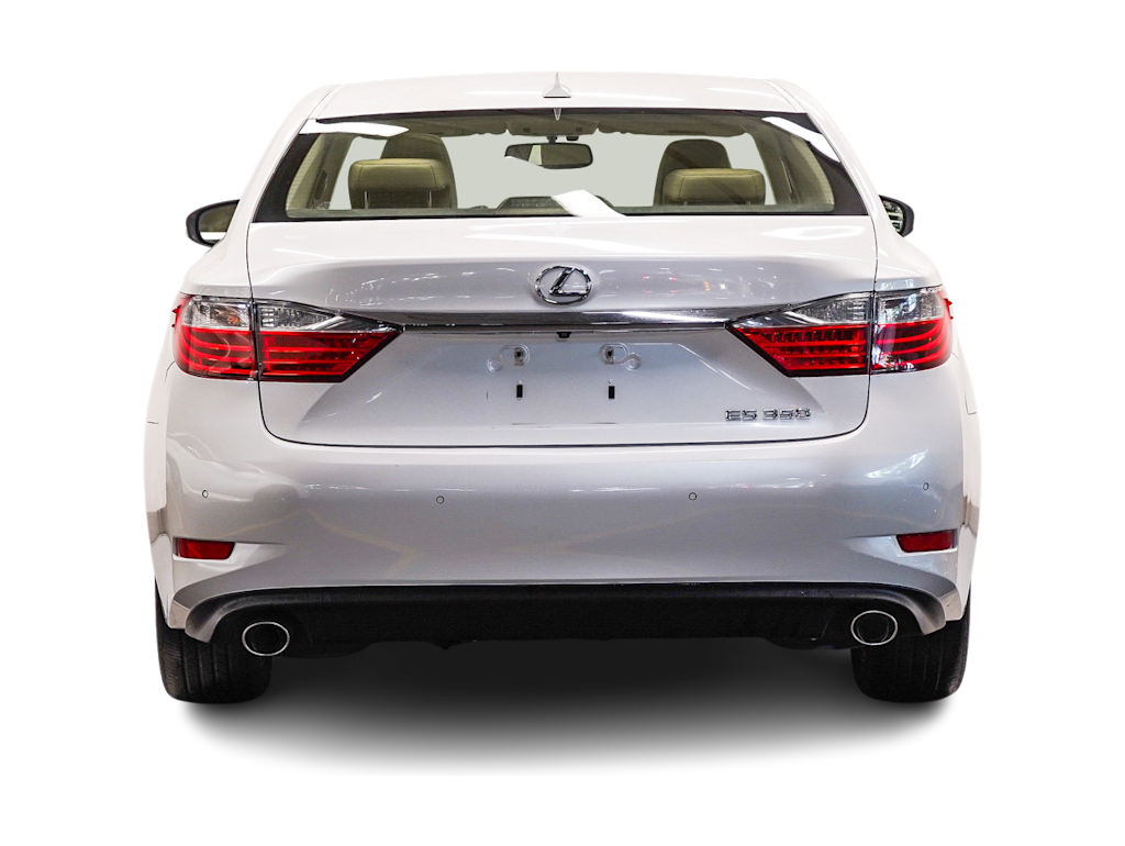 Thumbnail: 2013 Lexus ES - 4