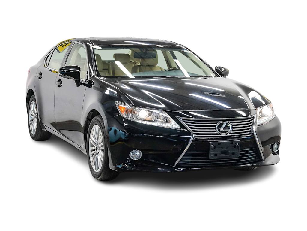 Thumbnail: 2015 Lexus ES - 19