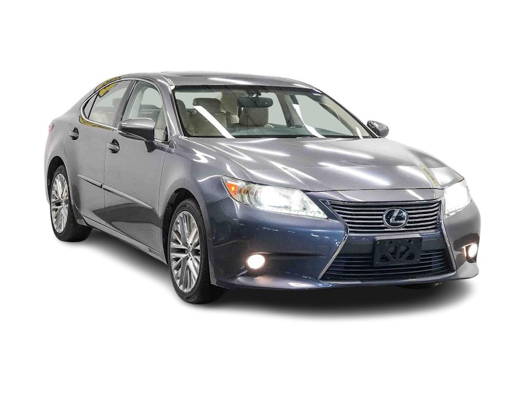Thumbnail: 2013 Lexus ES - 20