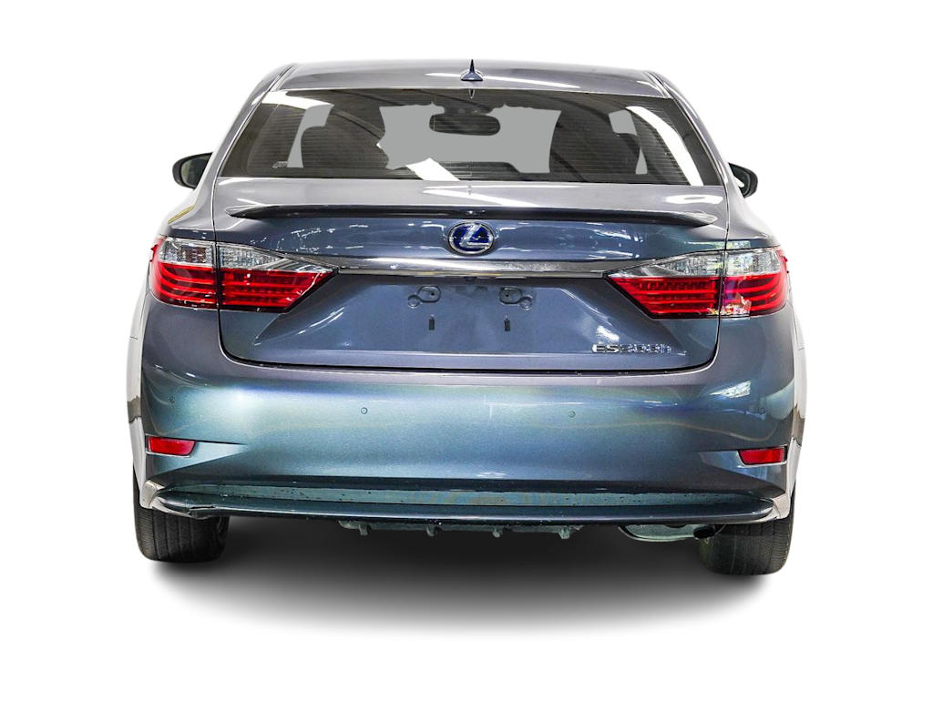 Thumbnail: 2013 Lexus ES - 4