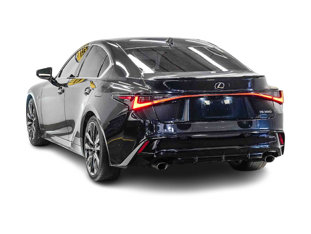 Thumbnail: 2022 Lexus IS - 17