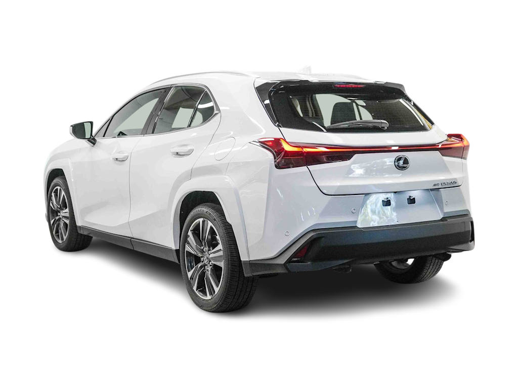 Thumbnail: 2026 Lexus UX - 3