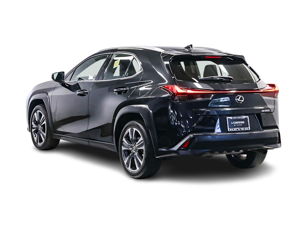 2022 Lexus UX 200 3