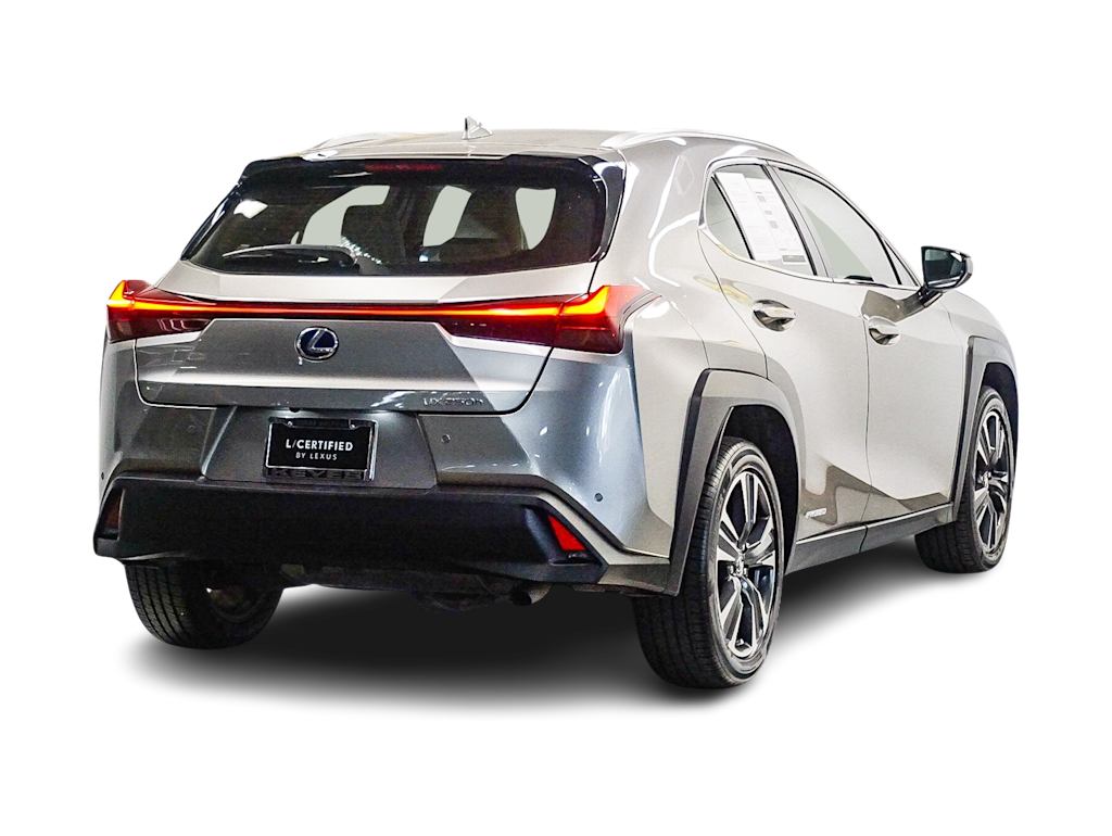 Thumbnail: 2022 Lexus UX - 18