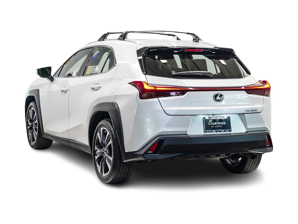 Thumbnail: 2025 Lexus UX - 3