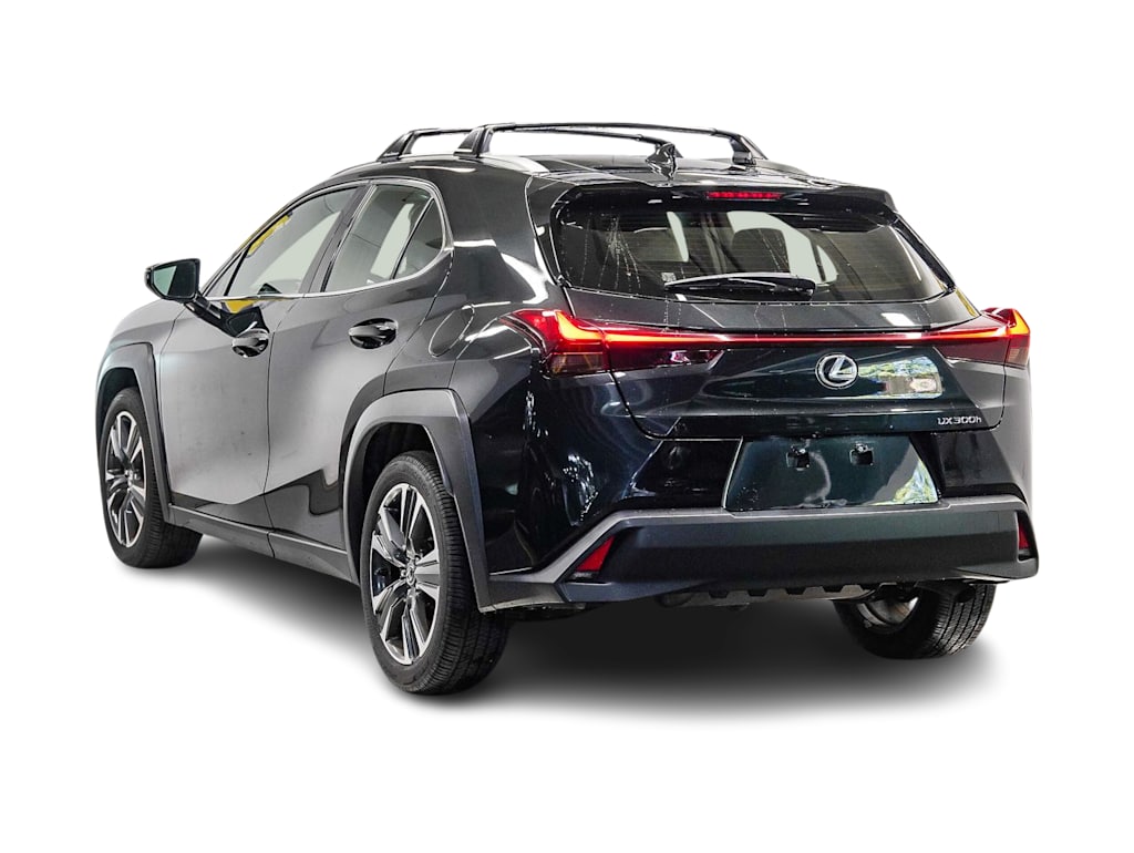Thumbnail: 2025 Lexus UX - 3