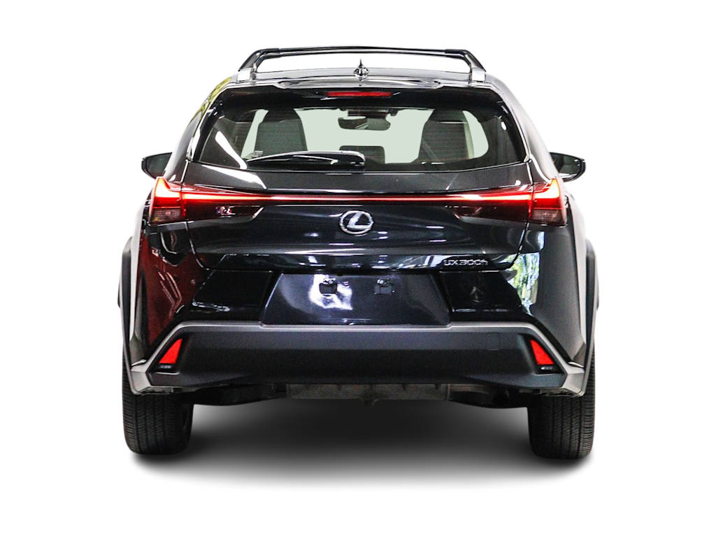 Thumbnail: 2025 Lexus UX - 4