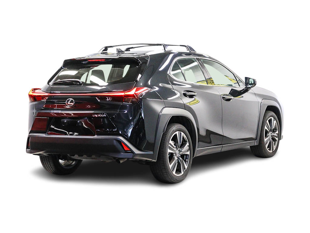 Thumbnail: 2025 Lexus UX - 15