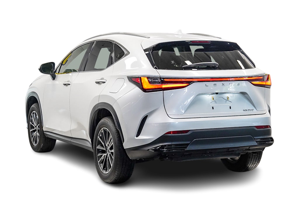 Thumbnail: 2024 Lexus ES - 3