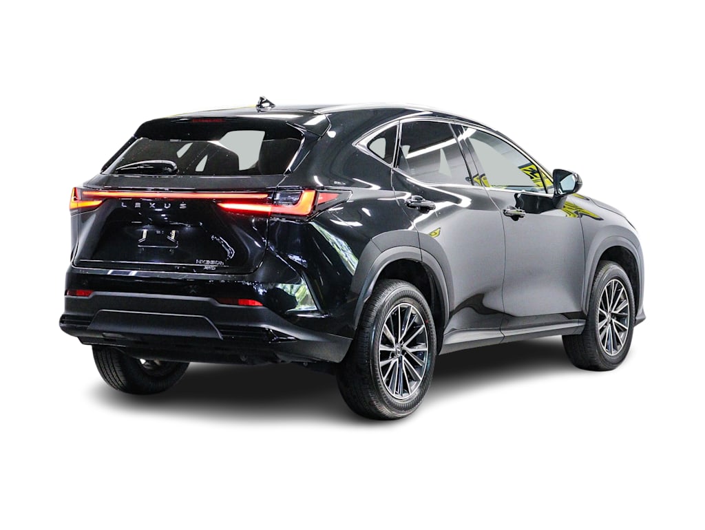 Thumbnail: 2022 Lexus NX - 17
