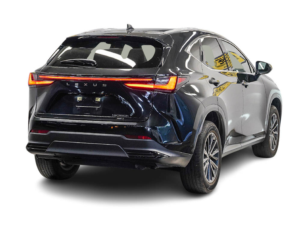 Thumbnail: 2024 Lexus ES - 18