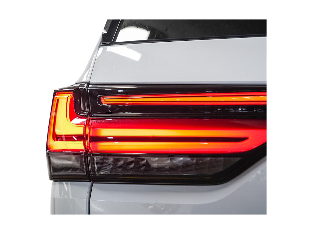 Thumbnail: 2022 Lexus LX - 20