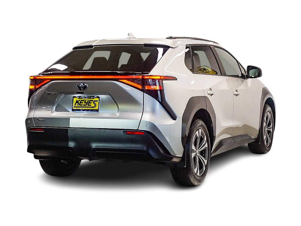 Thumbnail: 2024 Toyota bZ4X - 17