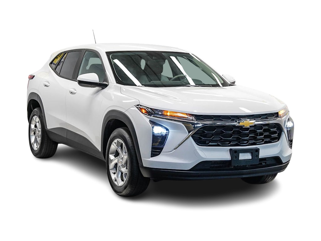 Thumbnail: 2024 Chevrolet Trax - 18