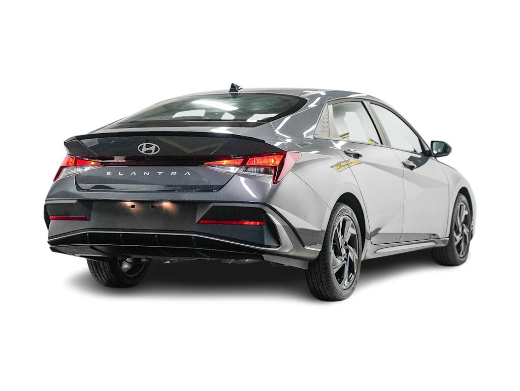 Thumbnail: 2026 Hyundai Elantra - 17