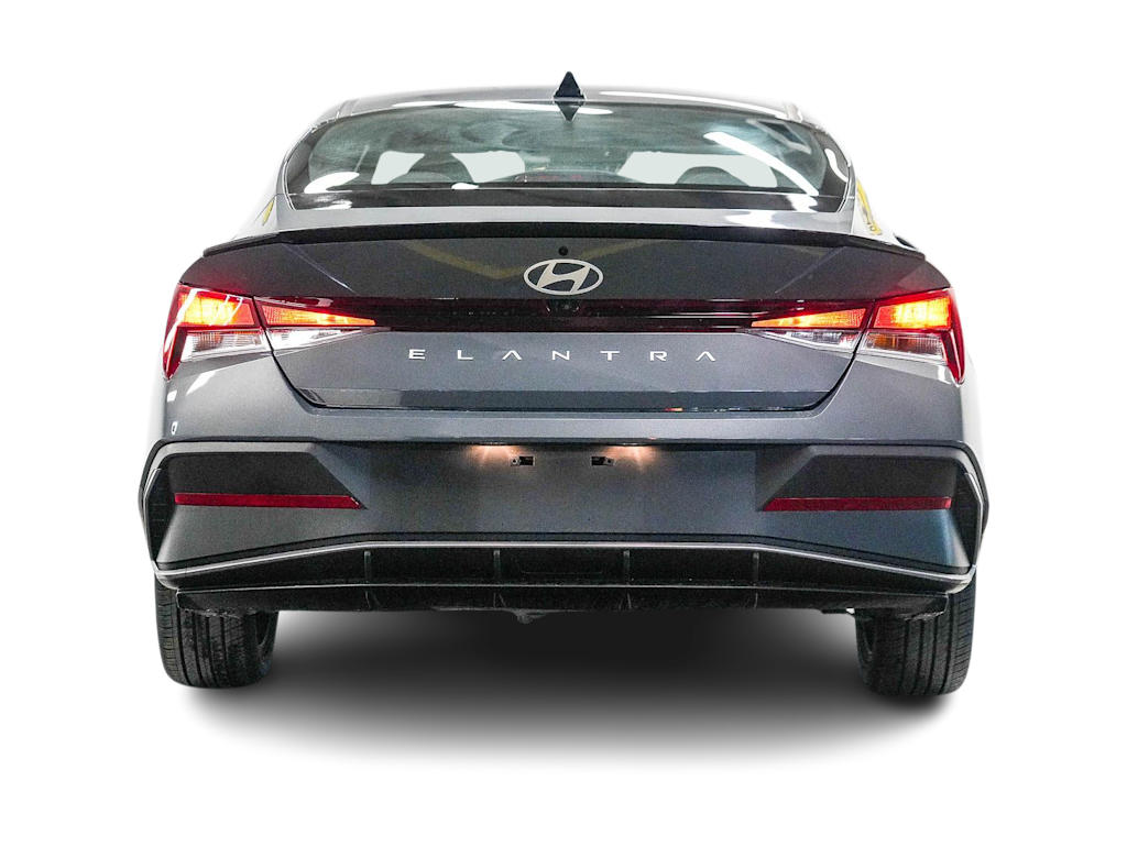 Thumbnail: 2026 Hyundai Elantra - 4