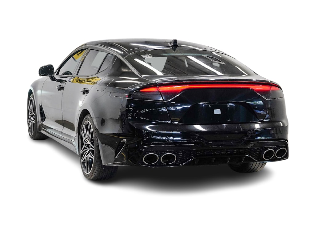 Thumbnail: 2022 Kia Stinger - 3
