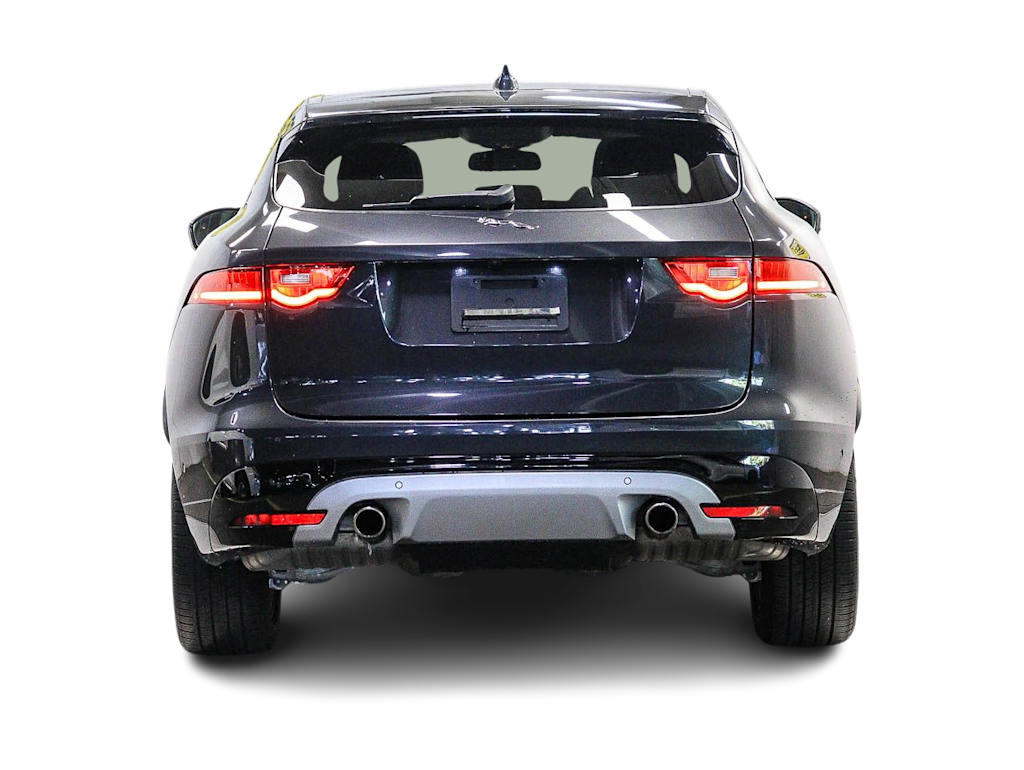 Thumbnail: 2017 Jaguar F-Pace - 4