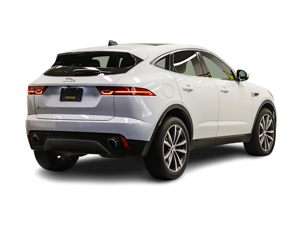 Thumbnail: 2022 Jaguar E-Pace - 16