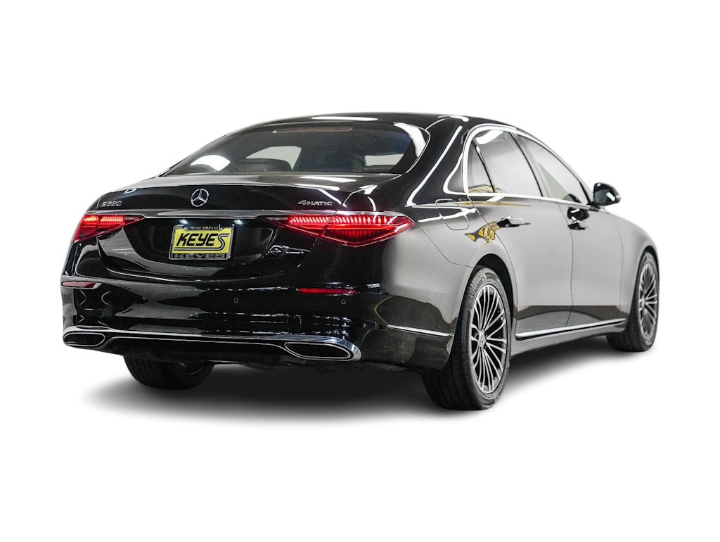 Thumbnail: 2022 Mercedes-Benz S-Class - 17