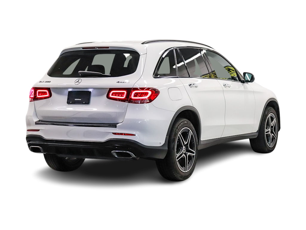Thumbnail: 2022 Mercedes-Benz GLC - 16