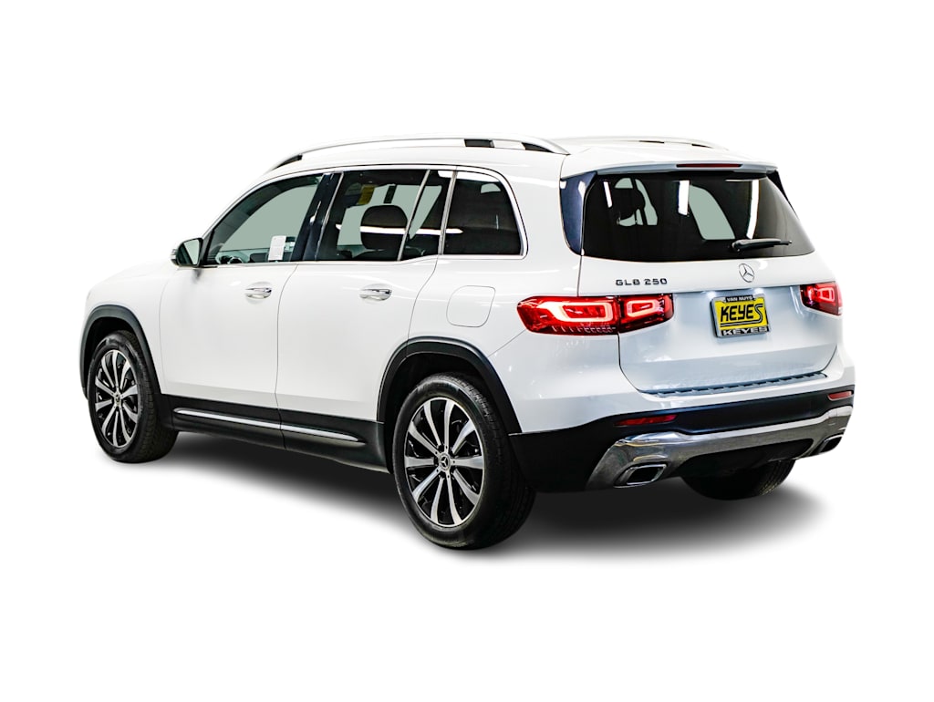2021 Mercedes-Benz GLB 250 3