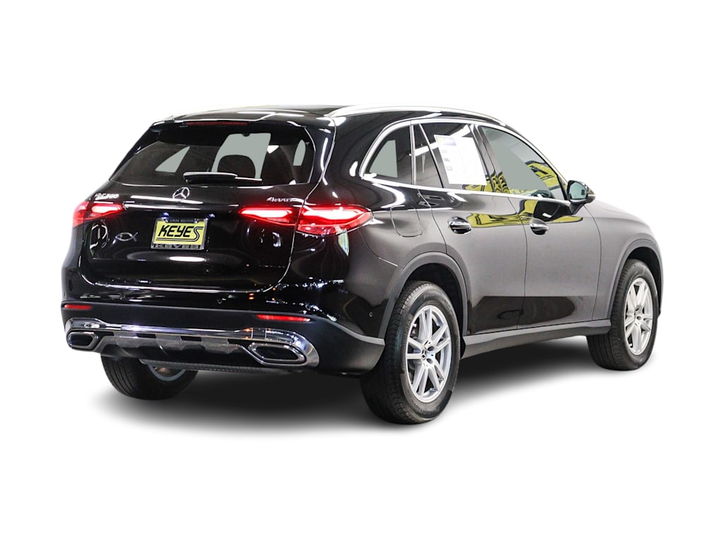 Thumbnail: 2023 Mercedes-Benz GLC - 18