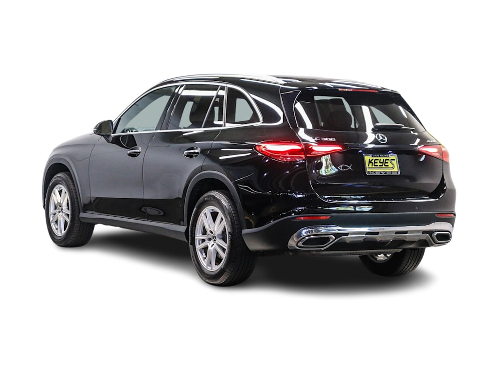 Thumbnail: 2023 Mercedes-Benz GLC - 3