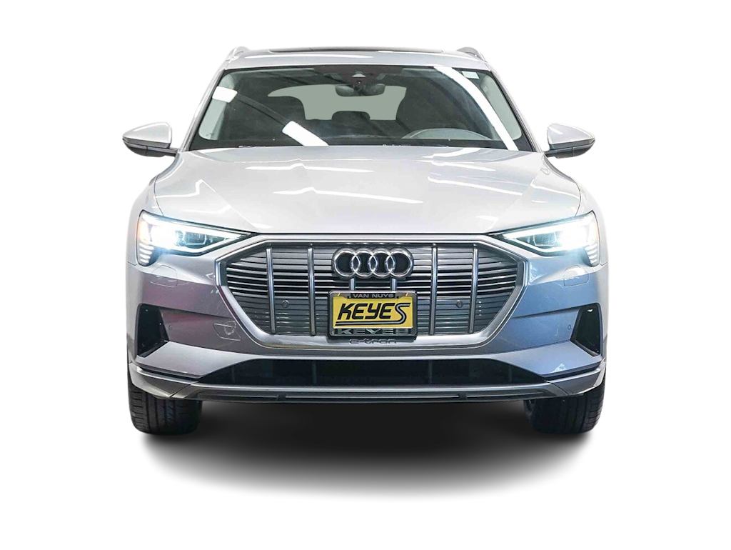 Thumbnail: 2023 Audi e-tron - 21