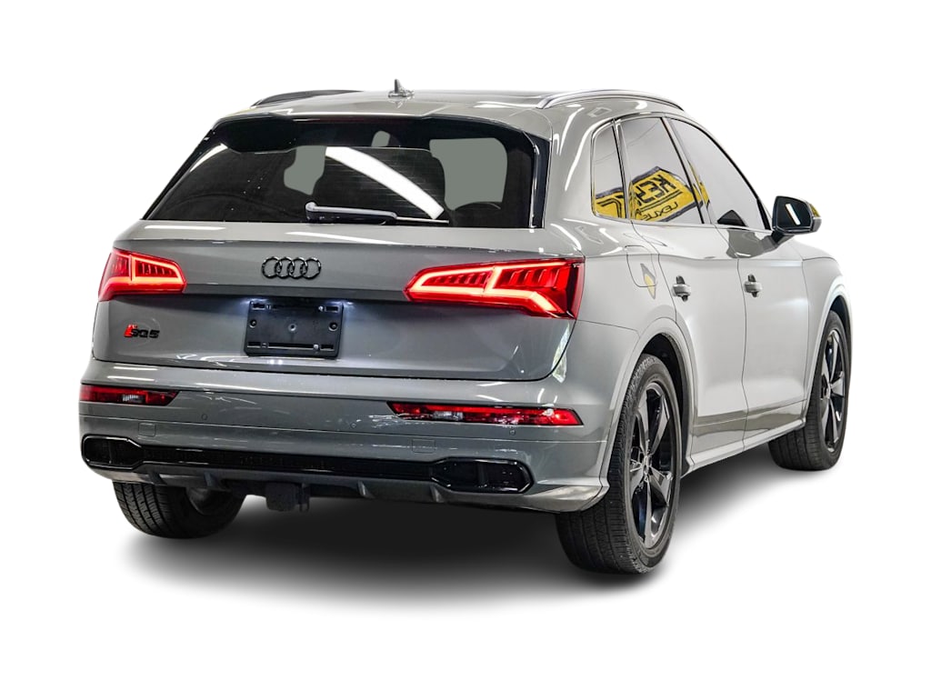 Thumbnail: 2020 Audi SQ5 - 18