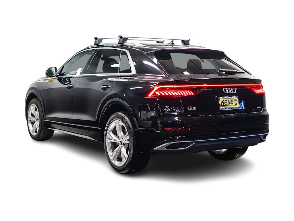 Thumbnail: 2022 Audi Q8 - 3