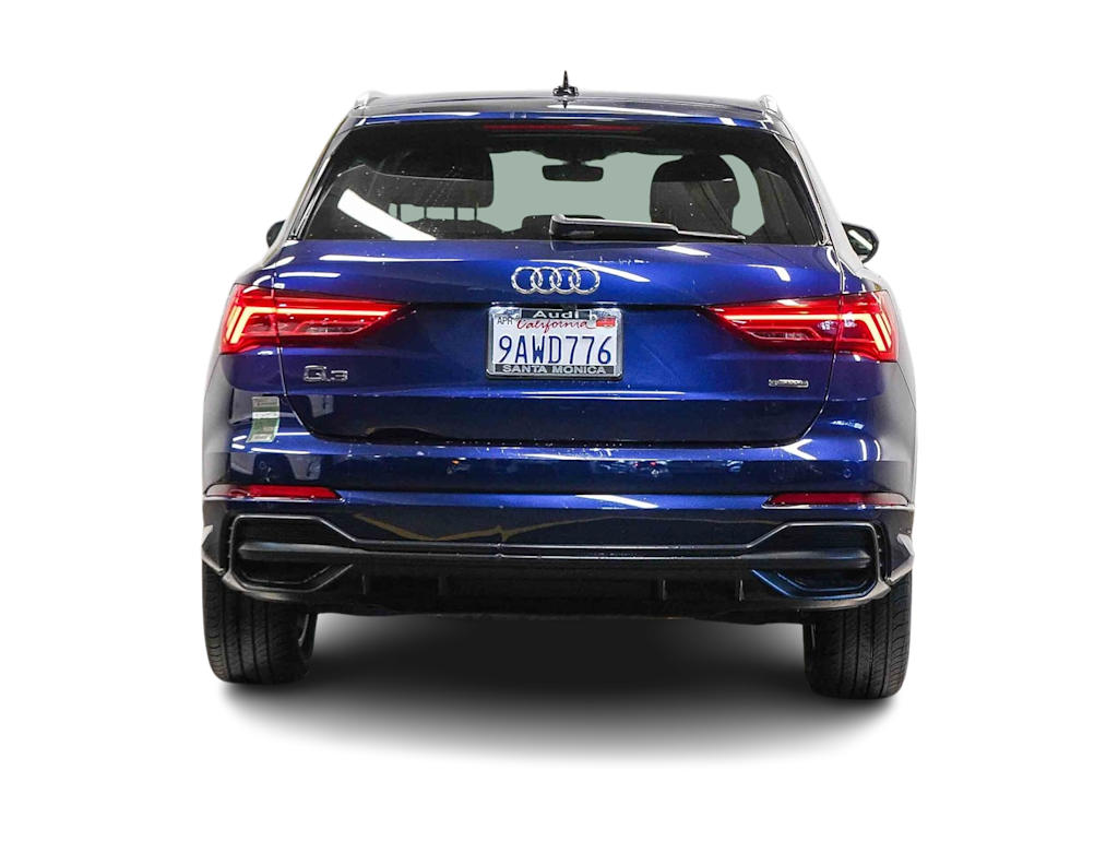 Thumbnail: 2022 Audi Q3 - 4