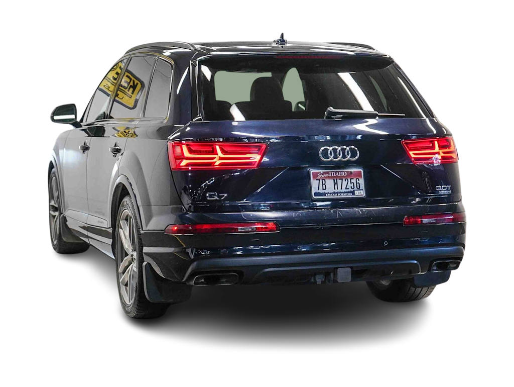 Thumbnail: 2017 Audi Q7 - 3