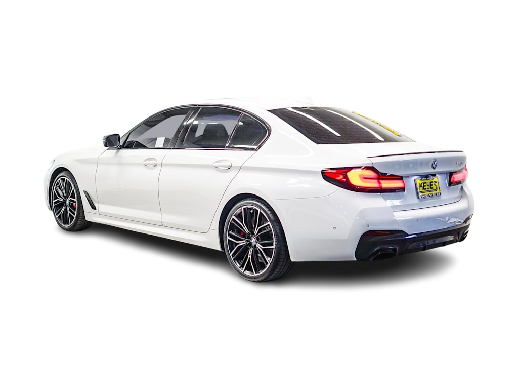 Thumbnail: 2023 BMW 5 Series - 3