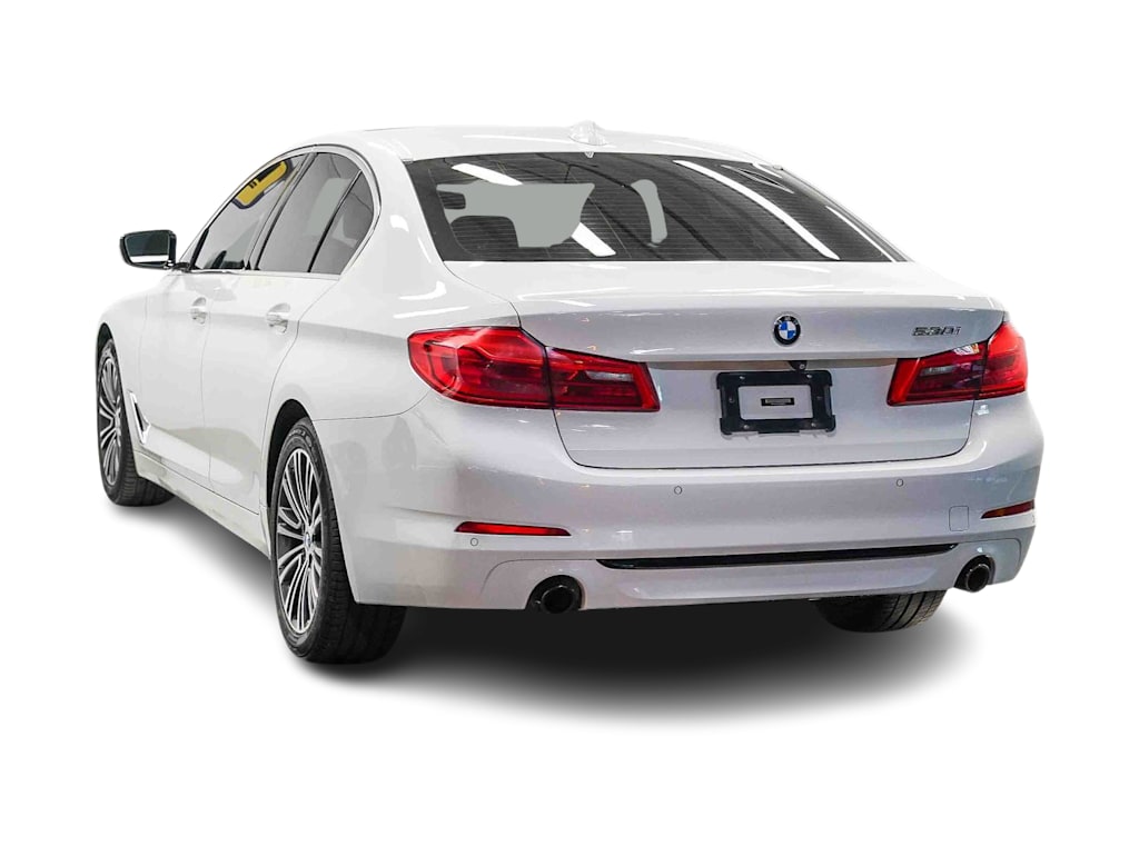 Thumbnail: 2017 BMW 5 Series - 3
