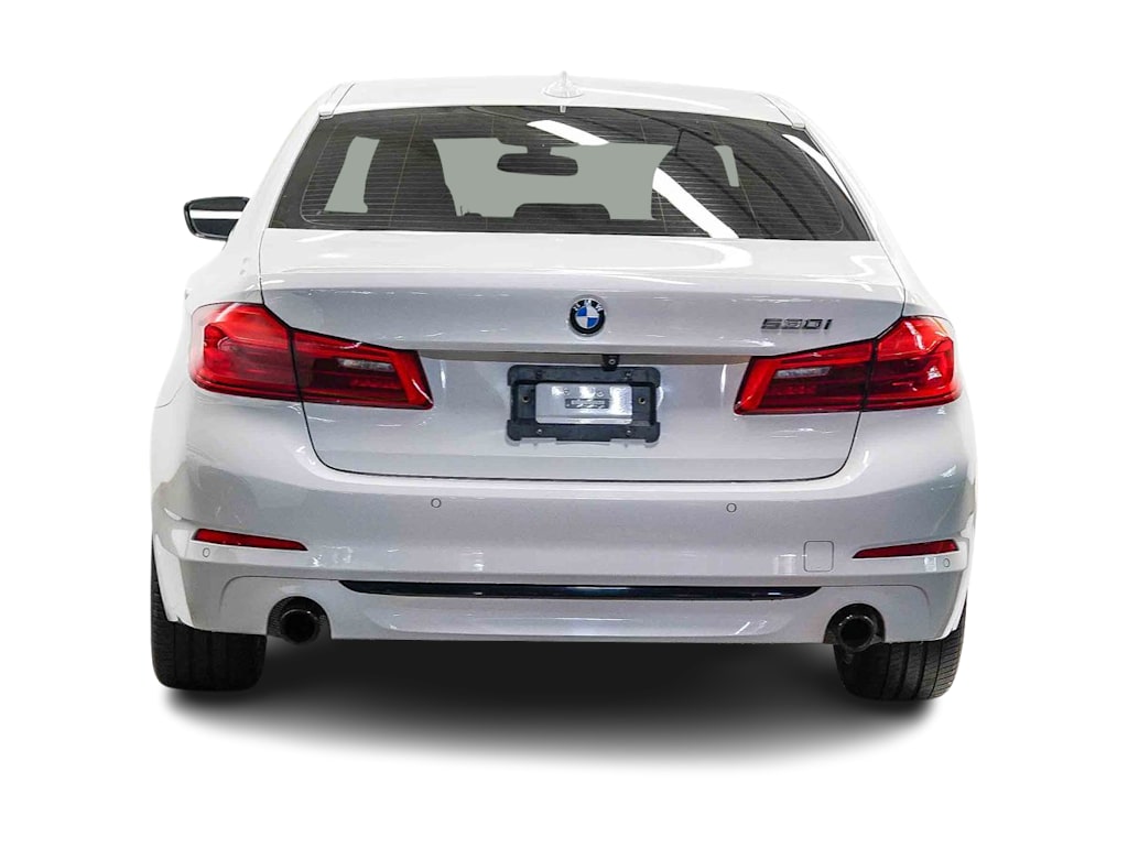 Thumbnail: 2017 BMW 5 Series - 4
