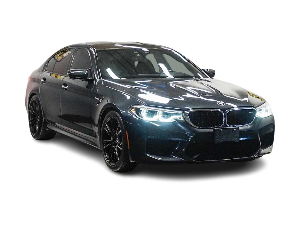 Thumbnail: 2018 BMW M5 - 16