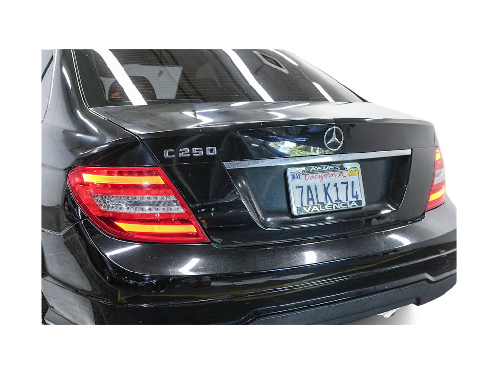 2013 Mercedes-Benz C-Class C 250 23
